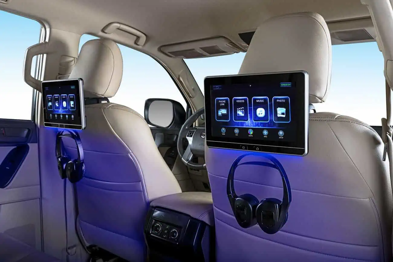 Installing Car Rear Seat Entertainment: A Simple Guide
